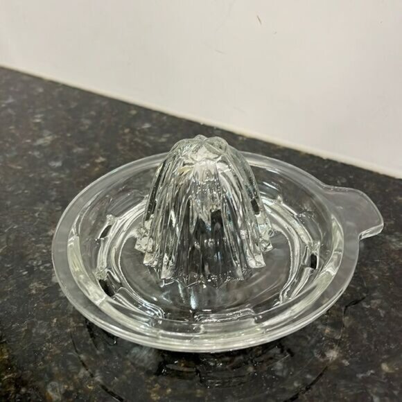 Other - Vintage Glass Juicer